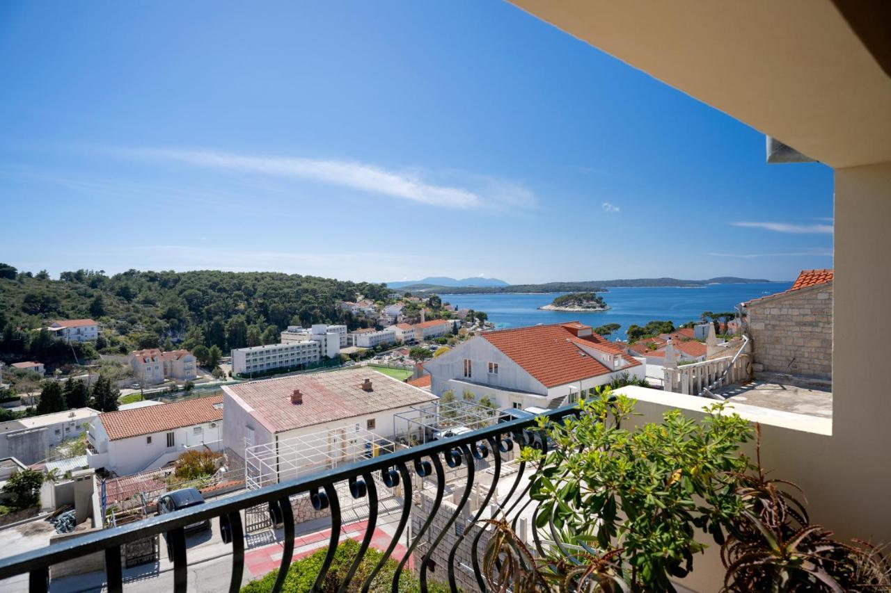 The Swallow'S Nest - Zf Hvar Hvar Town Exterior photo